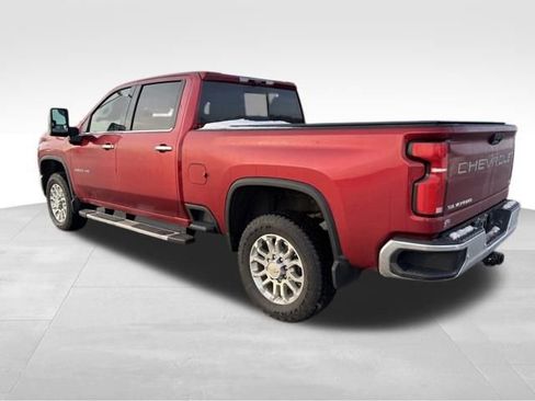 Used 2025 Chevrolet Silverado 2500 LTZ w/ LTZ Premium Package image 3
