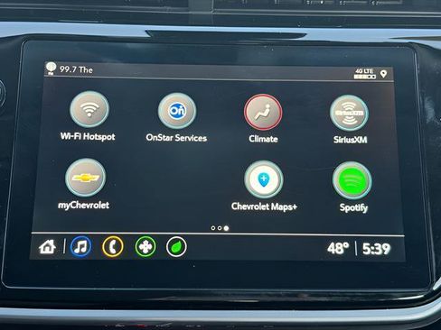 Used 2023 Chevrolet Bolt EUV LT image 22