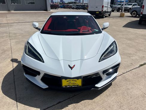 Used 2023 Chevrolet Corvette Stingray Premium Conv w/ Z51 Performance Package RWD image 8