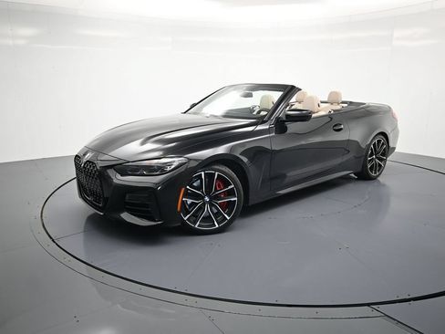 Used 2024 BMW M440i Convertible RWD image 38