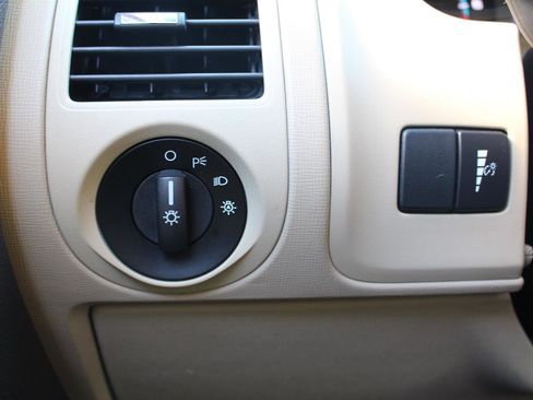 Used 2018 Ford Flex SE image 27