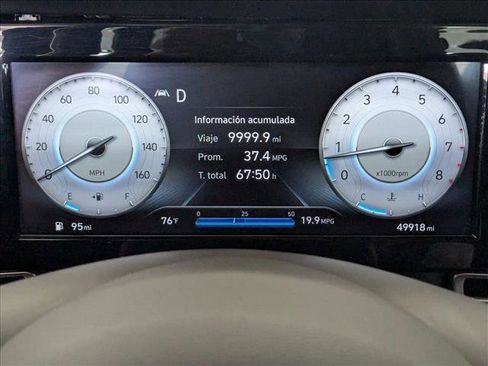 Used 2021 Hyundai Elantra SEL w/ Convenience Package FWD image 12