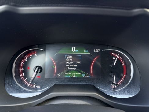 Used 2024 Toyota RAV4 LE image 12