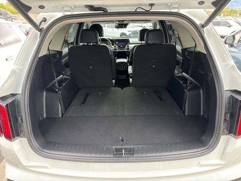 Certified 2023 Kia Sorento EX AWD/4WD image 27