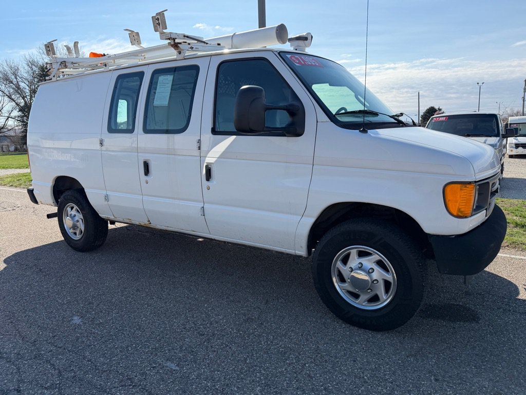 Used 2007 Ford E-250 and Econoline 250 RWD image 1