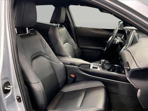 Used 2025 Lexus UX 300h FWD w/ Accessory Package (Z2) image 9