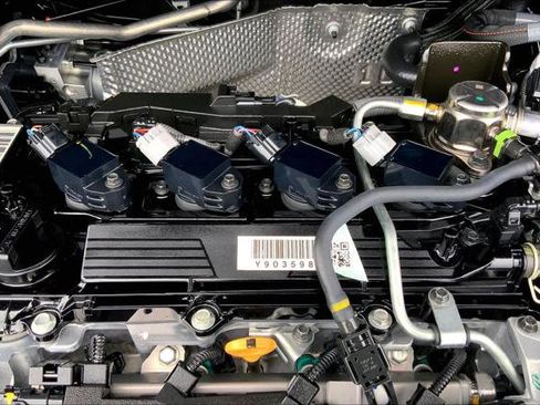 Certified 2026 Toyota Corolla Cross LE FWD image 32