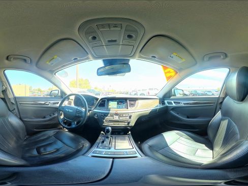 Used 2017 Genesis G80 3.8 image 31