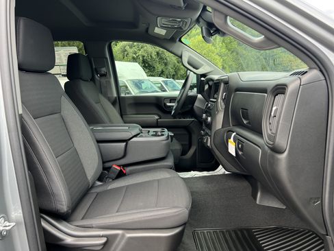 New 2026 Chevrolet Silverado 2500 Custom w/ Custom Value Package AWD/4WD image 33