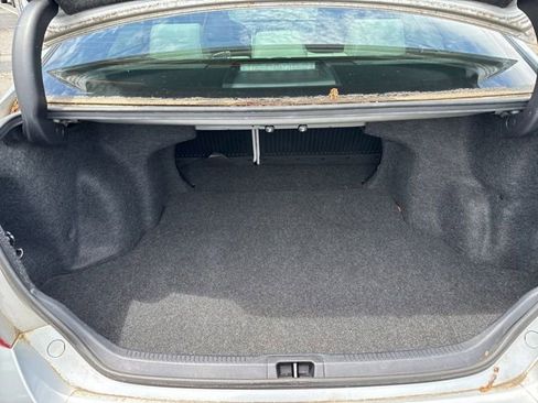 Used 2015 Toyota Camry XLE w/ Advanced Technology Package FWD image 18