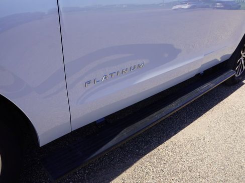 Certified 2025 Ford Expedition Platinum AWD/4WD image 14