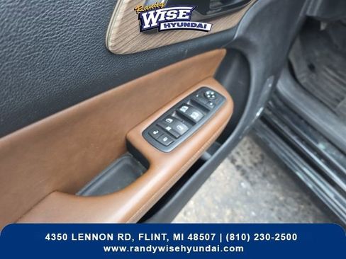 Used 2016 Chrysler 200 C w/ Premium Group image 14