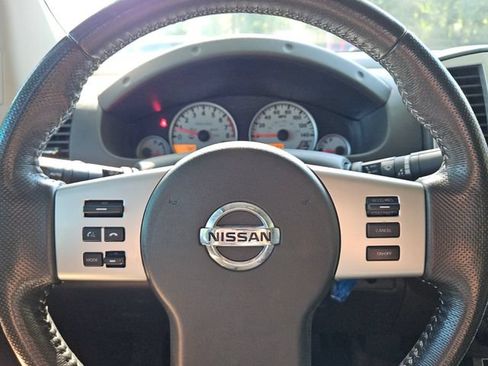 Used 2016 Nissan Frontier PRO-4X AWD/4WD image 21