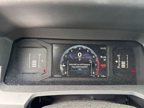 Certified 2025 Toyota Tacoma SR5 AWD/4WD image 7