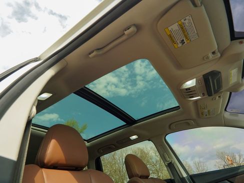 Used 2019 Subaru Ascent Touring w/ Popular Package #2A AWD/4WD image 32