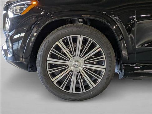 New 2026 Mercedes-Benz Maybach GLS 600 4MATIC image 10