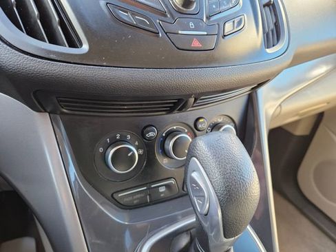 Used 2013 Ford Escape SE image 22