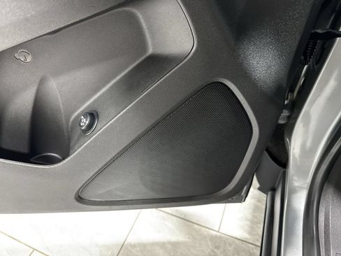 Used 2023 Chevrolet Equinox RS FWD image 25