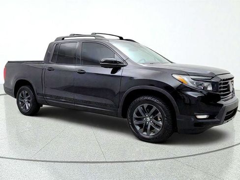 Used 2021 Honda Ridgeline Sport image 3
