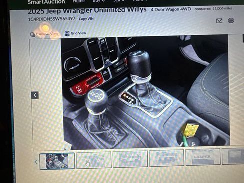 Used 2025 Jeep Wrangler Unlimited Sport AWD/4WD image 19