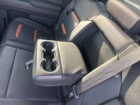 Used 2024 GMC Sierra 2500 AT4 w/ AT4 Premium Plus Package AWD/4WD image 27