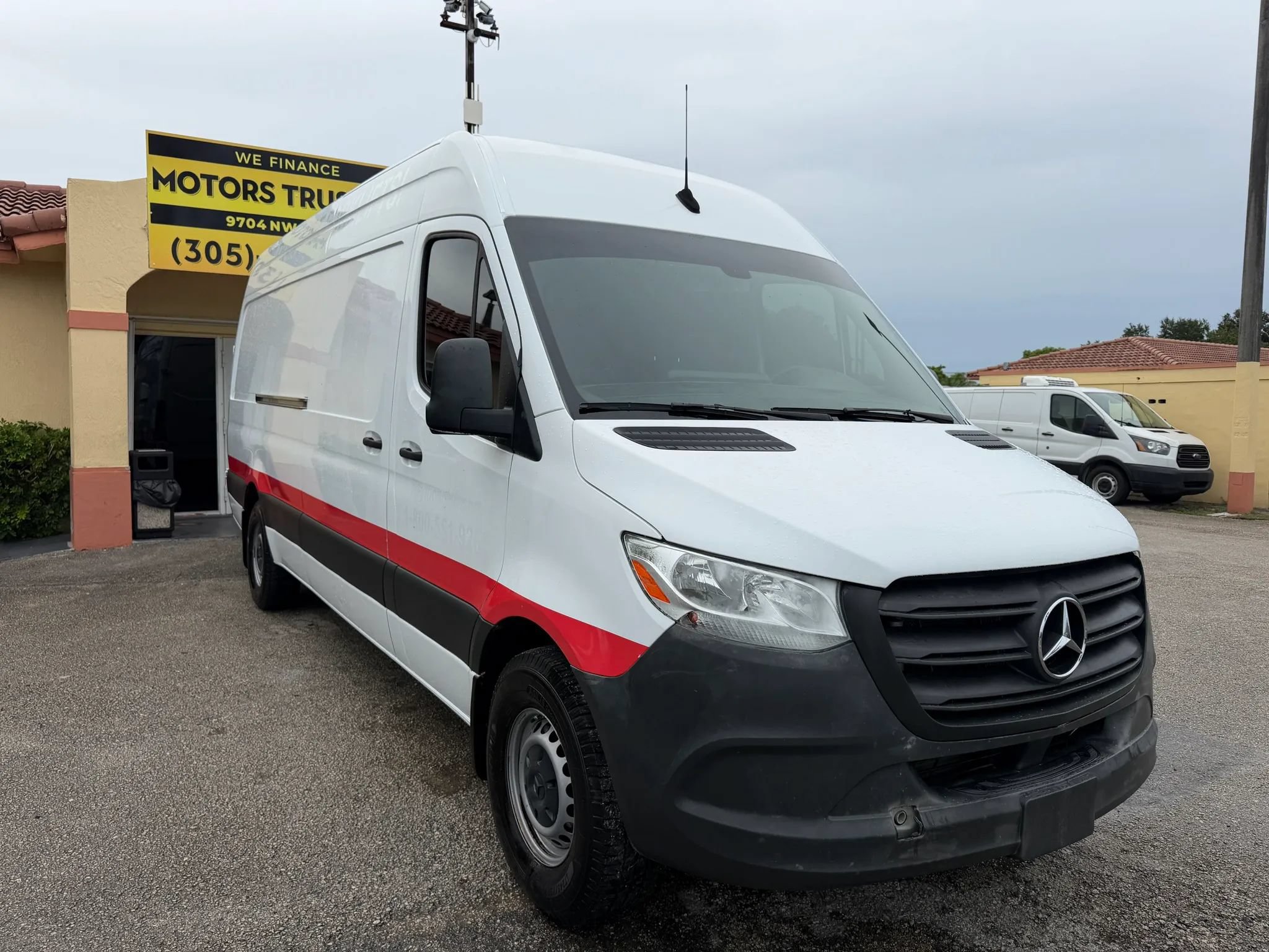 Used 2022 Mercedes-Benz Sprinter 2500 image 9