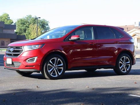 Used 2018 Ford Edge Sport w/ Equipment Group 401A AWD/4WD image 11