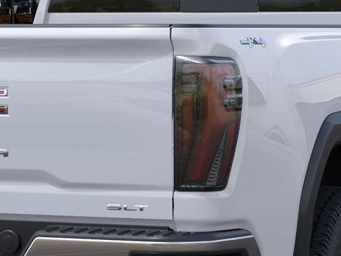 New 2026 GMC Sierra 2500 SLT w/ SLT Convenience Package AWD/4WD image 12
