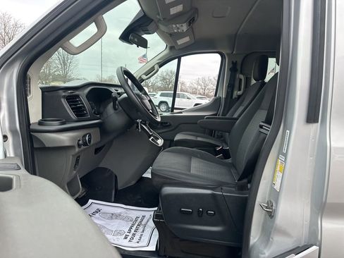 Used 2022 Ford Transit 350 XLT image 9