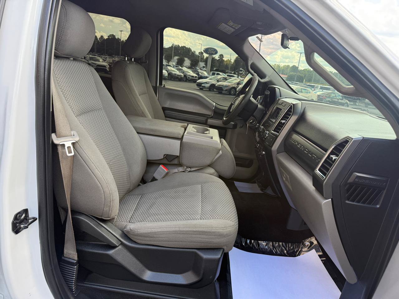 Used 2018 Ford F250 XLT AWD/4WD image 15