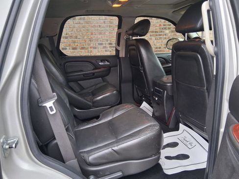 Used 2008 Cadillac Escalade 2WD image 12