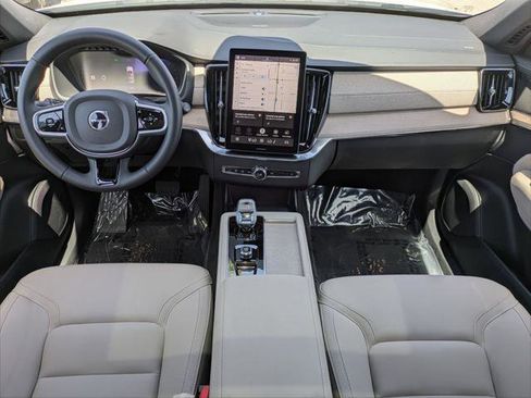 Used 2026 Volvo XC90 B6 Plus w/ Protection Package Premier image 21