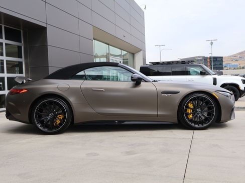 Used 2022 Mercedes-Benz SL 63 AMG 4MATIC image 4