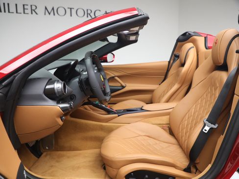 Certified 2023 Ferrari 812 GTS RWD image 14