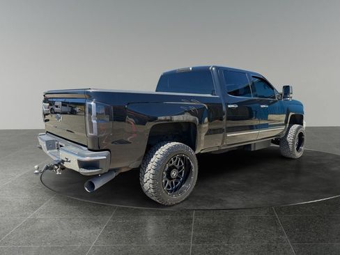 Used 2015 Chevrolet Silverado 2500 LTZ w/ Duramax Plus Package AWD/4WD image 9