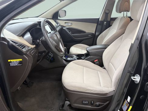 Used 2017 Hyundai Santa Fe Sport image 7