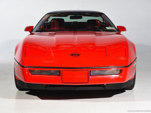 Used 1990 Chevrolet Corvette ZR-1 RWD image 2