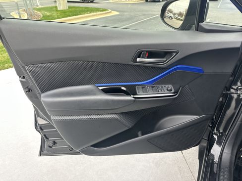 Certified 2021 Toyota C-HR XLE image 14