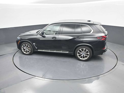 Used 2025 BMW X5 xDrive50e AWD/4WD image 35