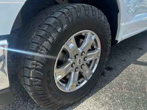 Used 2021 Ford F150 XLT w/ Equipment Group 302A High AWD/4WD image 10