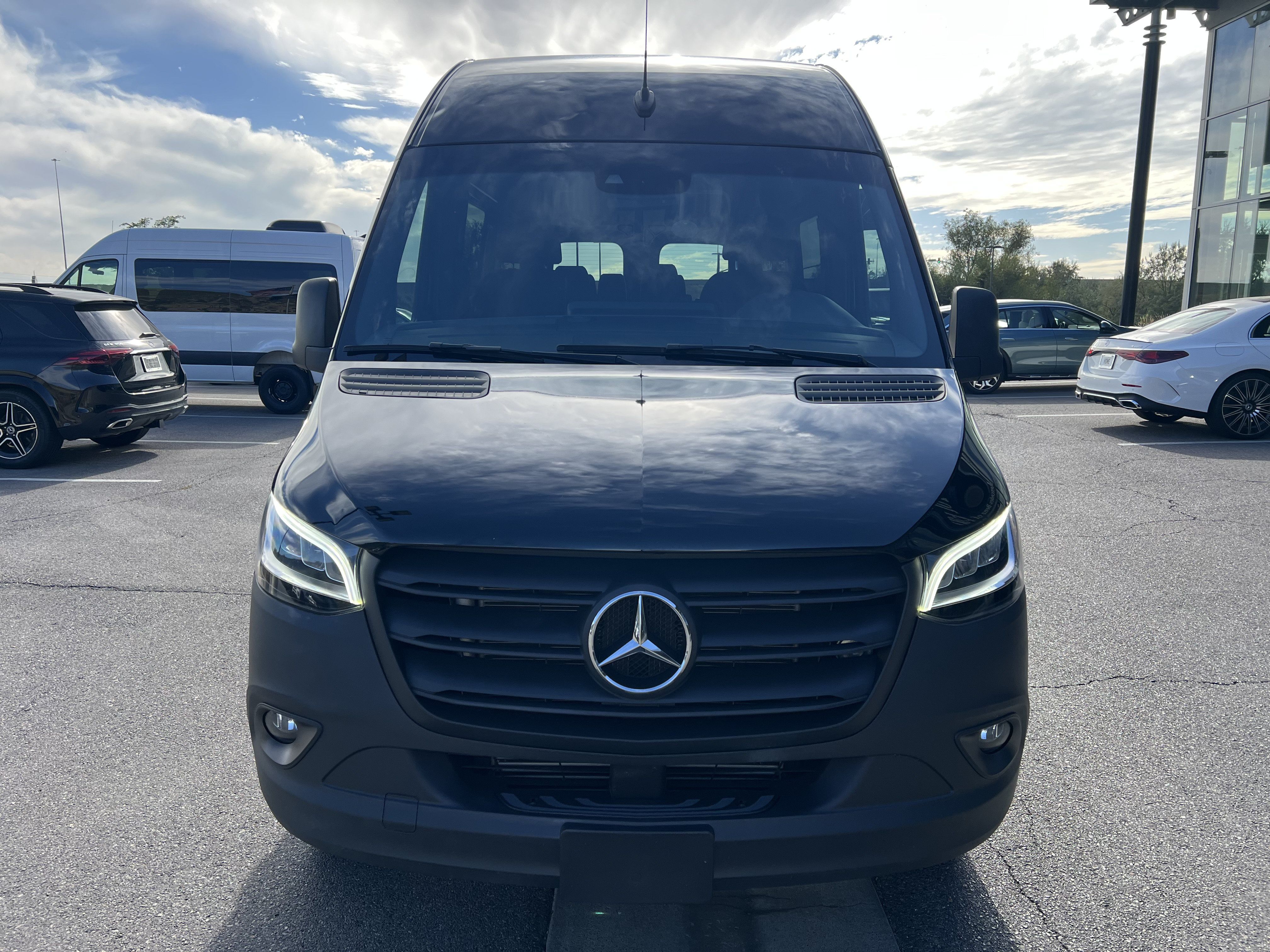 Used 2023 Mercedes-Benz Sprinter 2500 image 5