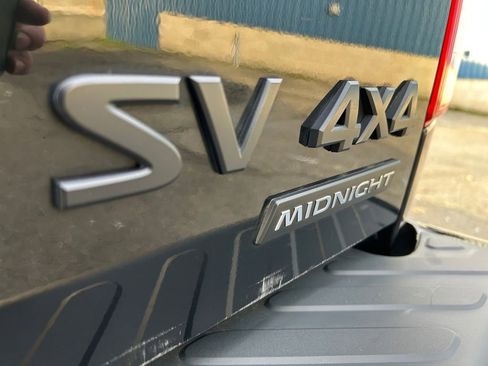 Used 2021 Nissan Frontier SV w/ Midnight Edition Floor Mats image 32