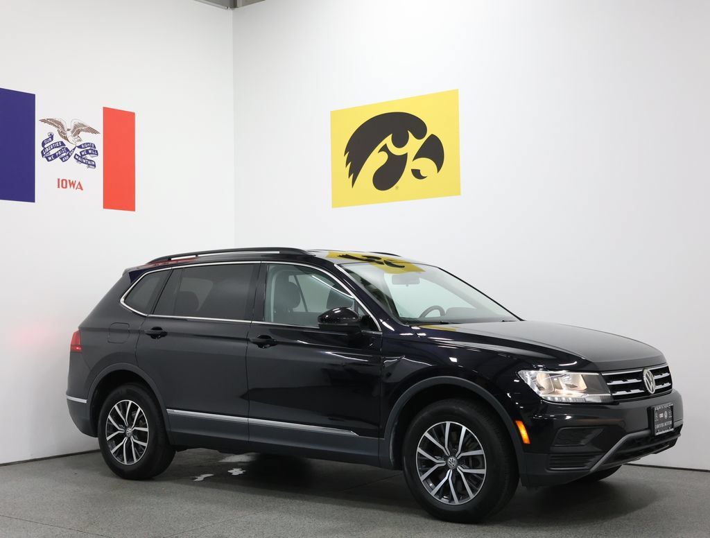 Used 2020 Volkswagen Tiguan SE AWD/4WD image 1