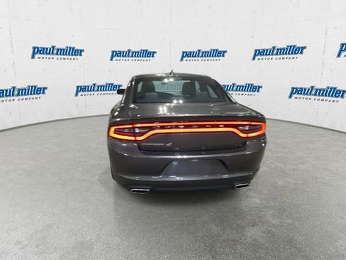Used 2022 Dodge Charger SXT w/ Plus Group image 10
