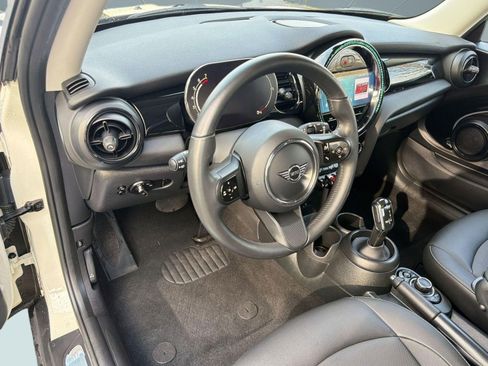 Certified 2023 MINI Cooper 2-Door Hardtop image 4