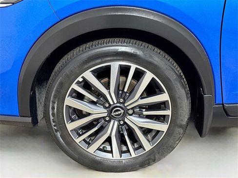 Used 2024 Nissan Kicks SV image 27