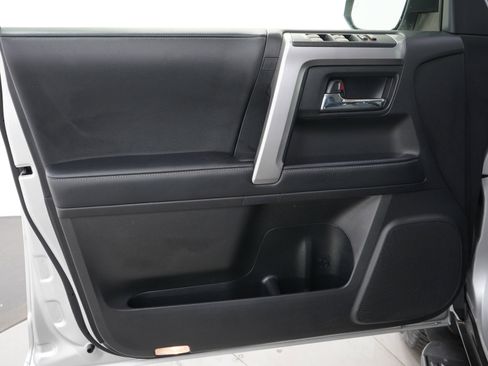 Used 2024 Toyota 4Runner SR5 Premium image 21