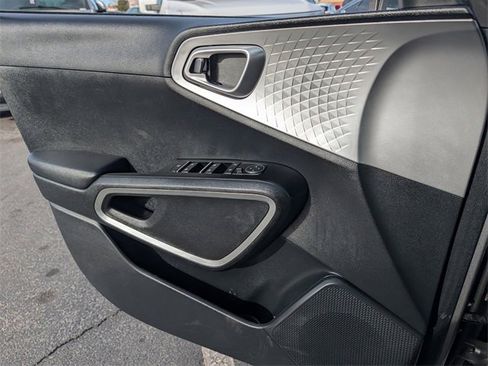 Used 2024 Kia Soul LX w/ Option Group 015 image 19