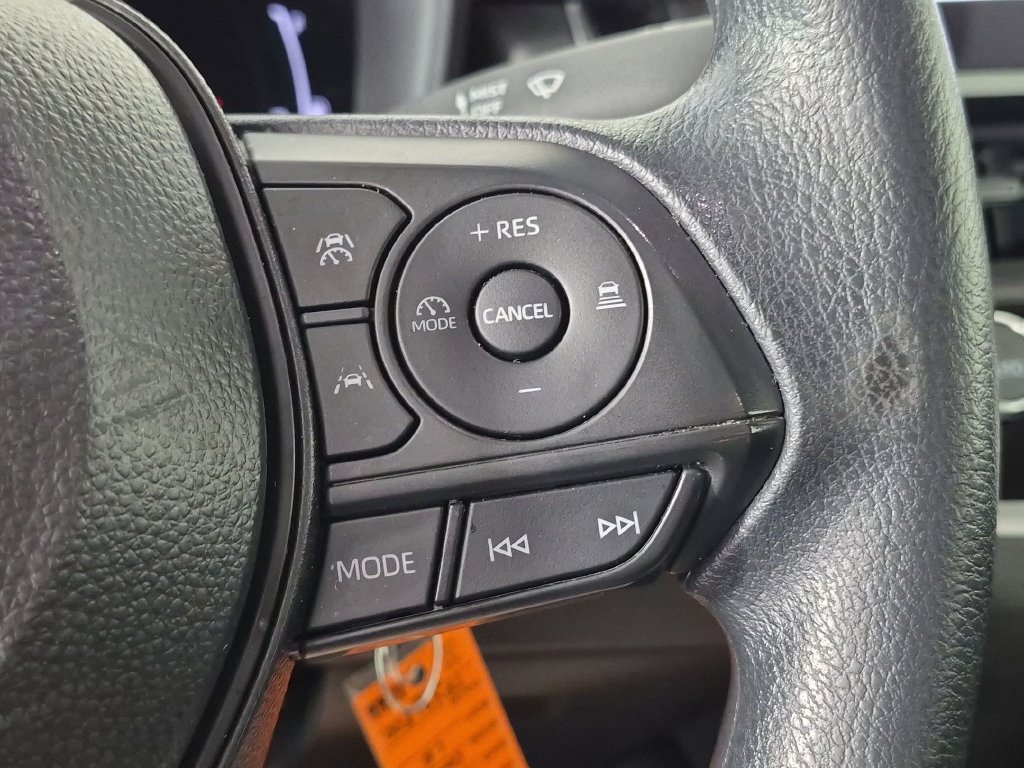 Used 2026 Toyota Corolla LE FWD image 19
