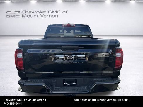 New 2026 GMC Canyon Denali w/ LPO, Denali Black Edition AWD/4WD image 5
